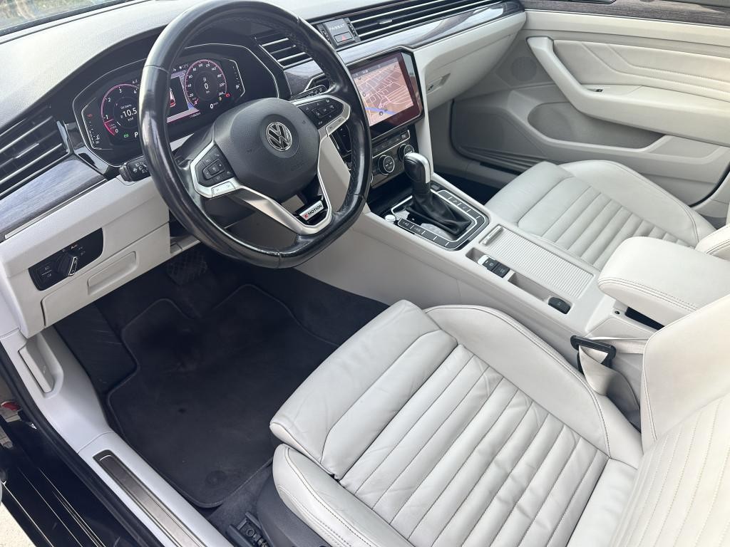 Volkswagen Passat Variant 2.0 TDI Elegance 4Motion DSG