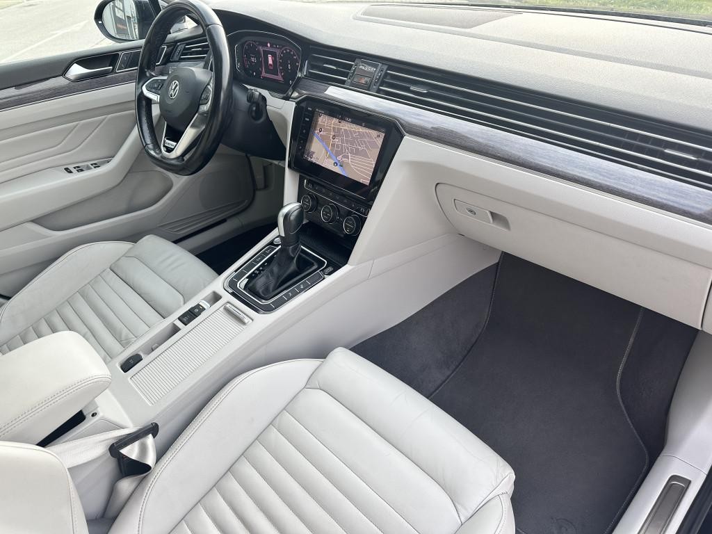Volkswagen Passat Variant 2.0 TDI Elegance 4Motion DSG