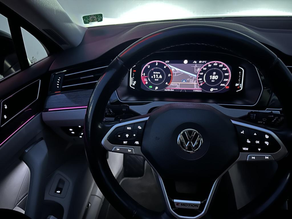 Volkswagen Passat Variant 2.0 TDI Elegance 4Motion DSG