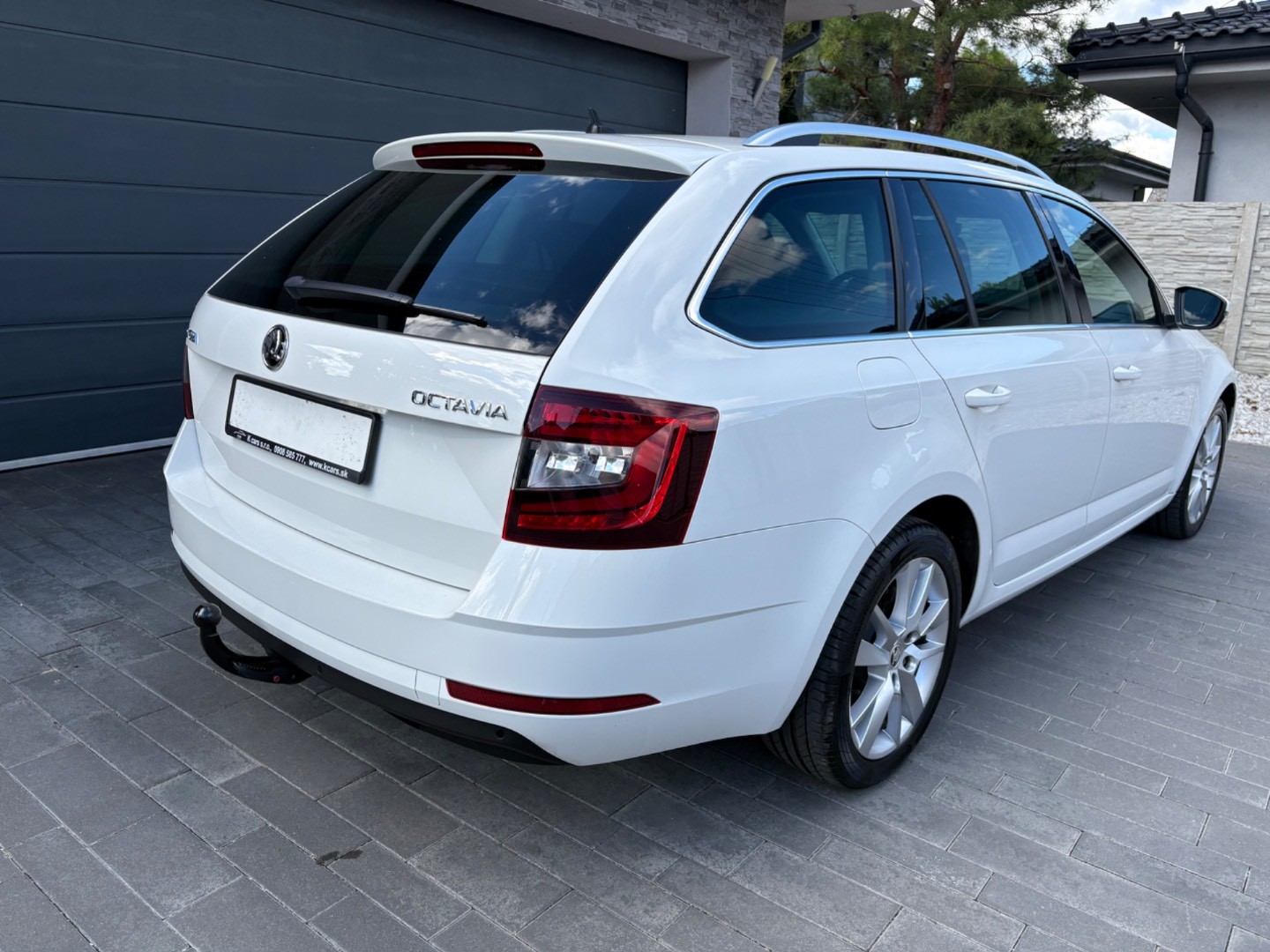 Škoda Octavia Combi 2.0 TDI Ambition DSG