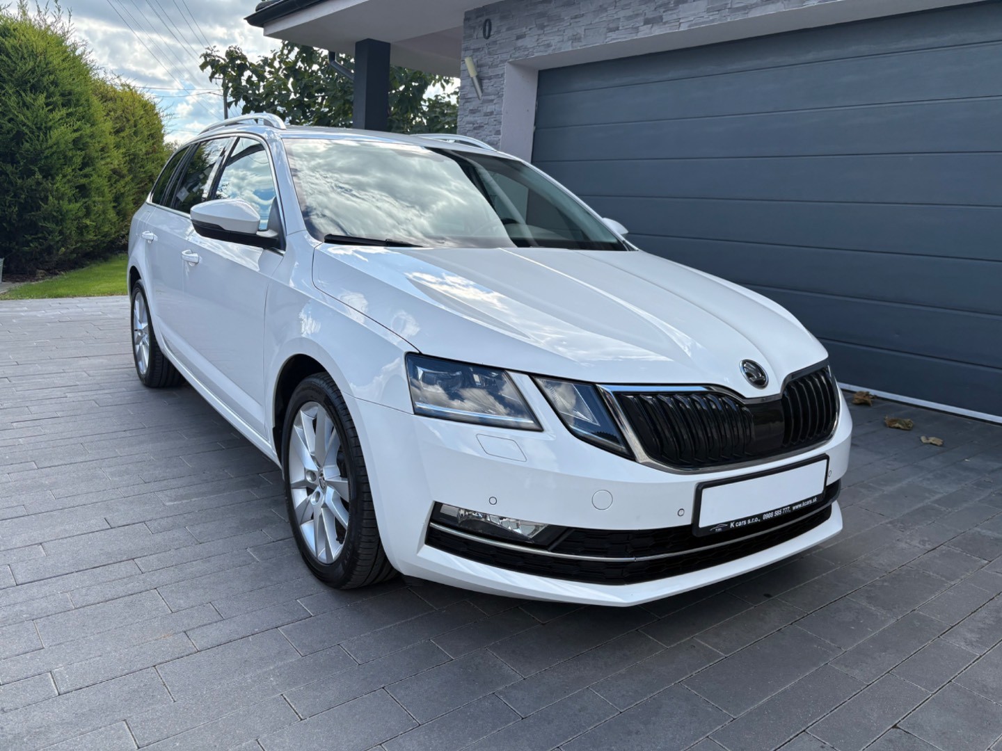 Škoda Octavia Combi 2.0 TDI Ambition DSG