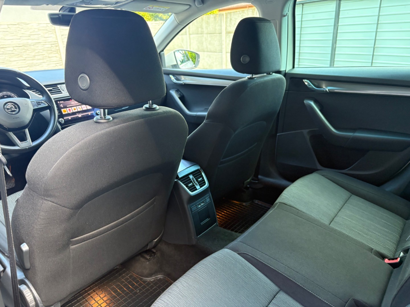Škoda Octavia Combi 2.0 TDI Ambition DSG
