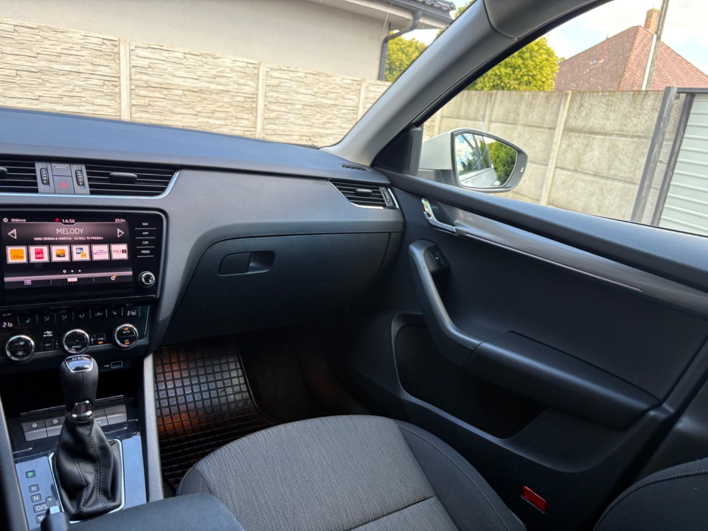Škoda Octavia Combi 2.0 TDI Ambition DSG