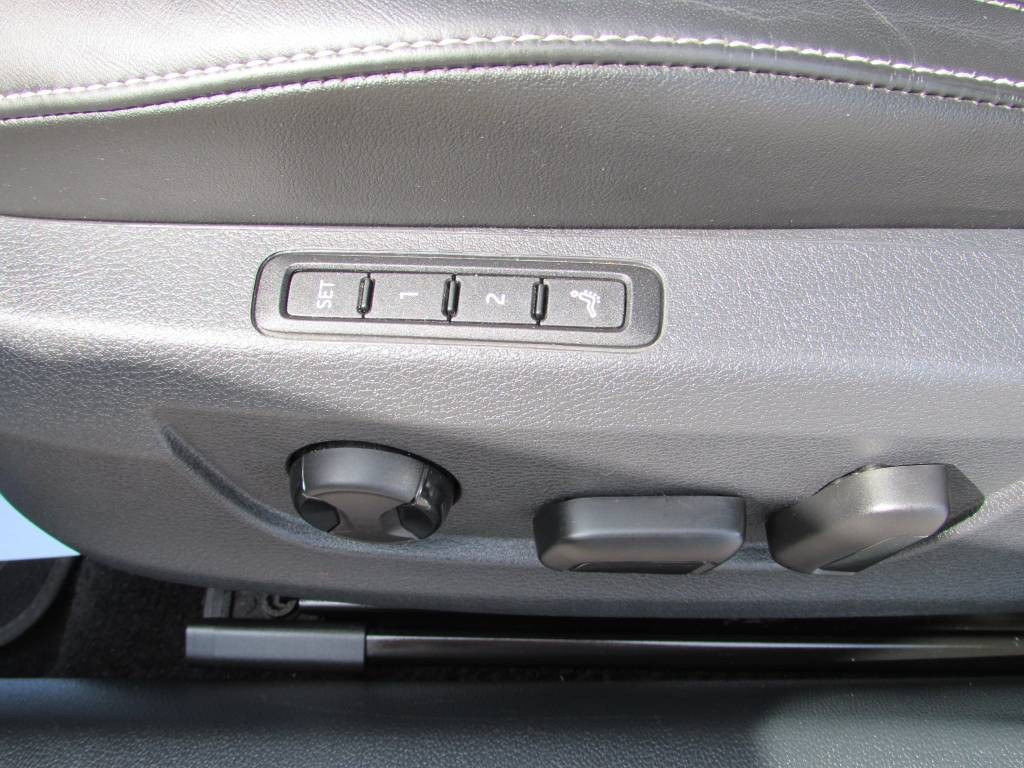Škoda Superb Combi 1.4 TSI, 160 kW - Laurin & Klement - BENZíN / ELEKTINA