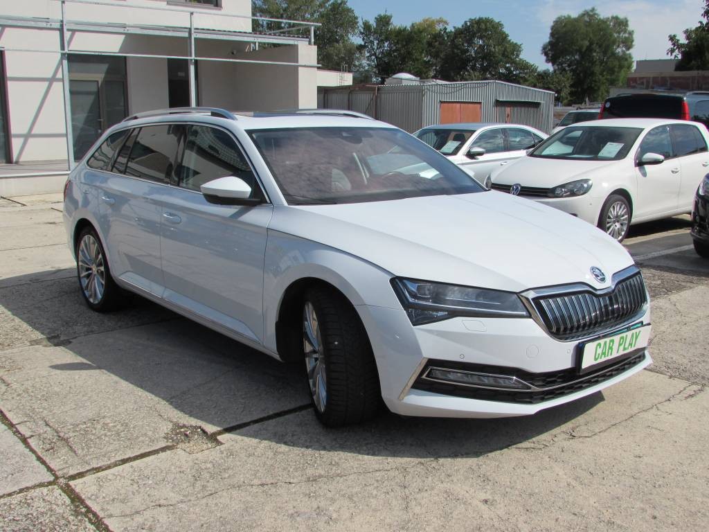 Škoda Superb Combi 1.4 TSI, 160 kW - Laurin & Klement - BENZíN / ELEKTINA