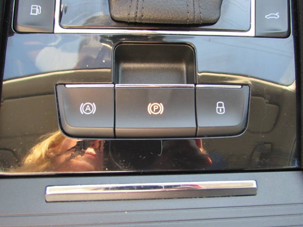 Škoda Superb Combi 1.4 TSI, 160 kW - Laurin & Klement - BENZíN / ELEKTINA