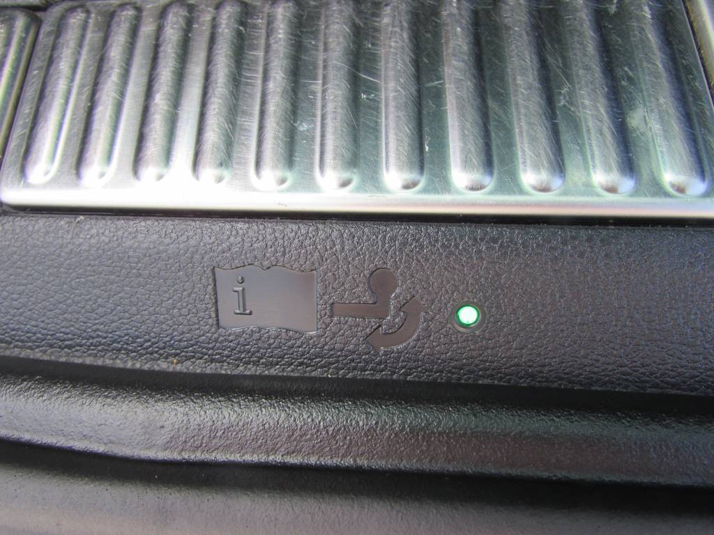 Škoda Superb Combi 1.4 TSI, 160 kW - Laurin & Klement - BENZíN / ELEKTINA