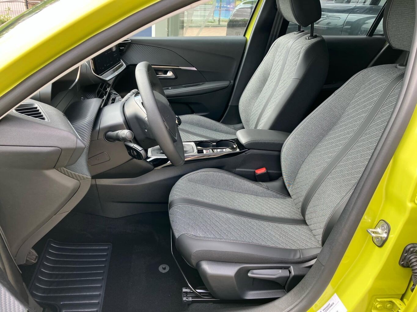 Peugeot 208 1.2 PureTech 100k BVM6 ALLURE