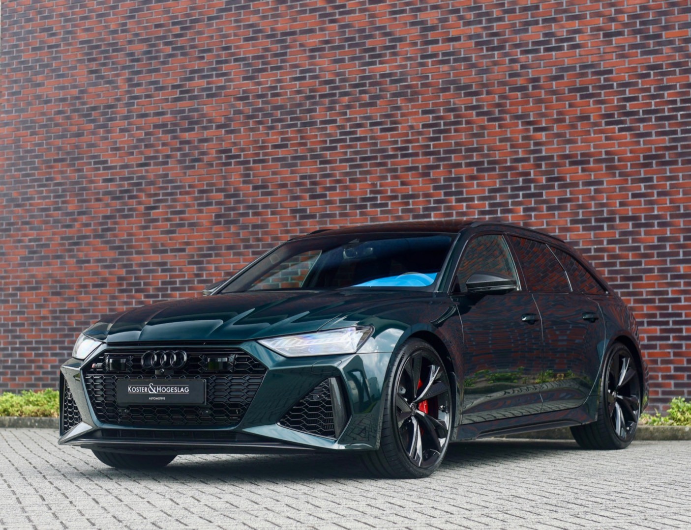 Audi RS6 Avant 4.0 TFSI V8 Quattro 441KW | Dynamic Plus 305km/h - B&O - TOP stav!