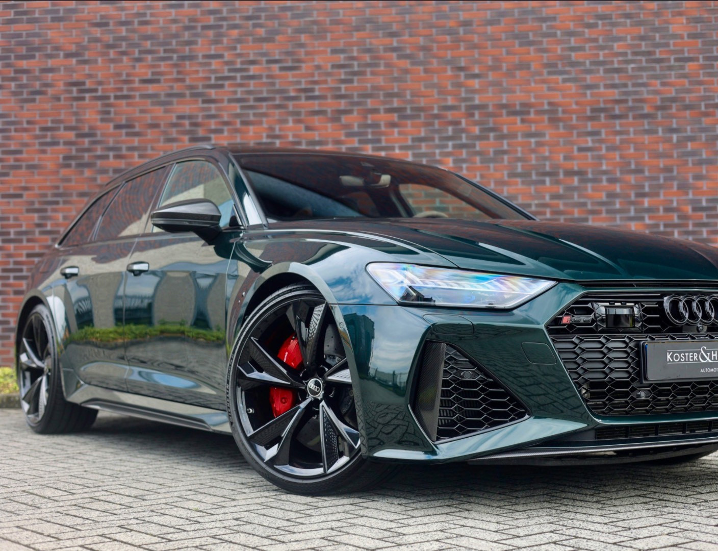 Audi RS6 Avant 4.0 TFSI V8 Quattro 441KW | Dynamic Plus 305km/h - B&O - TOP stav!