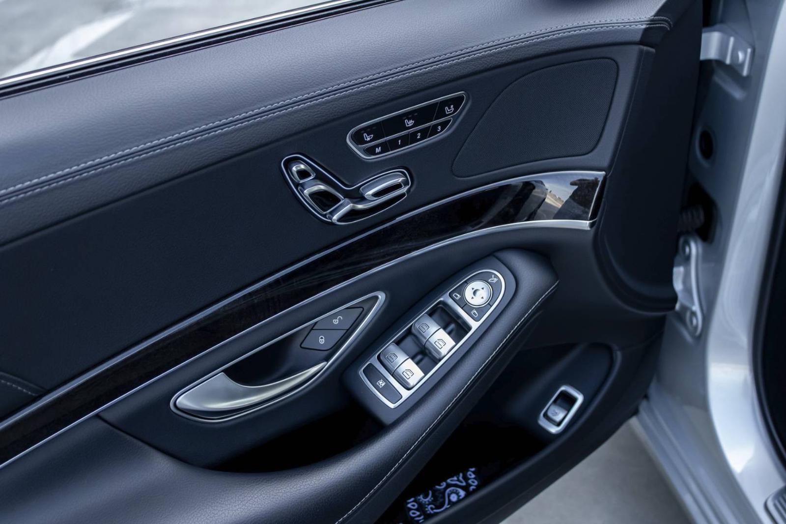 Mercedes-Benz S trieda Sedan 350 d 4MATIC/ Panoráma/ MULTIBEAM LED/ Vzduchový podvozok/ Mesačne od 4