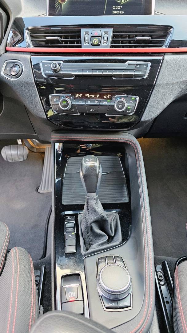 BMW X1 sDrive 18d Sport Line A/T