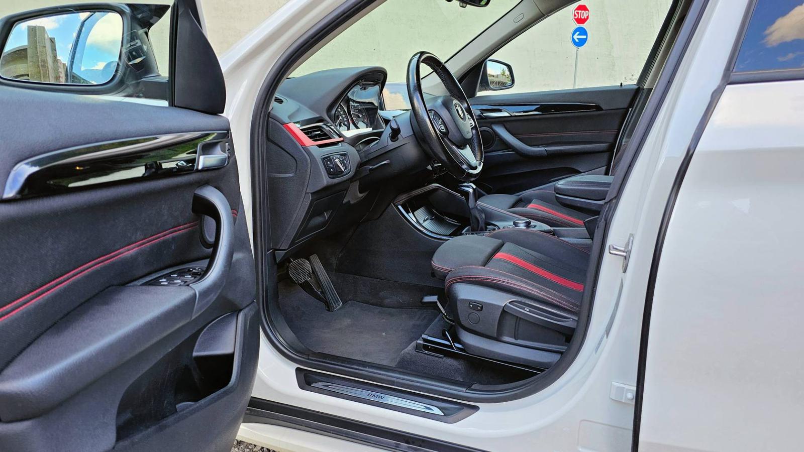 BMW X1 sDrive 18d Sport Line A/T