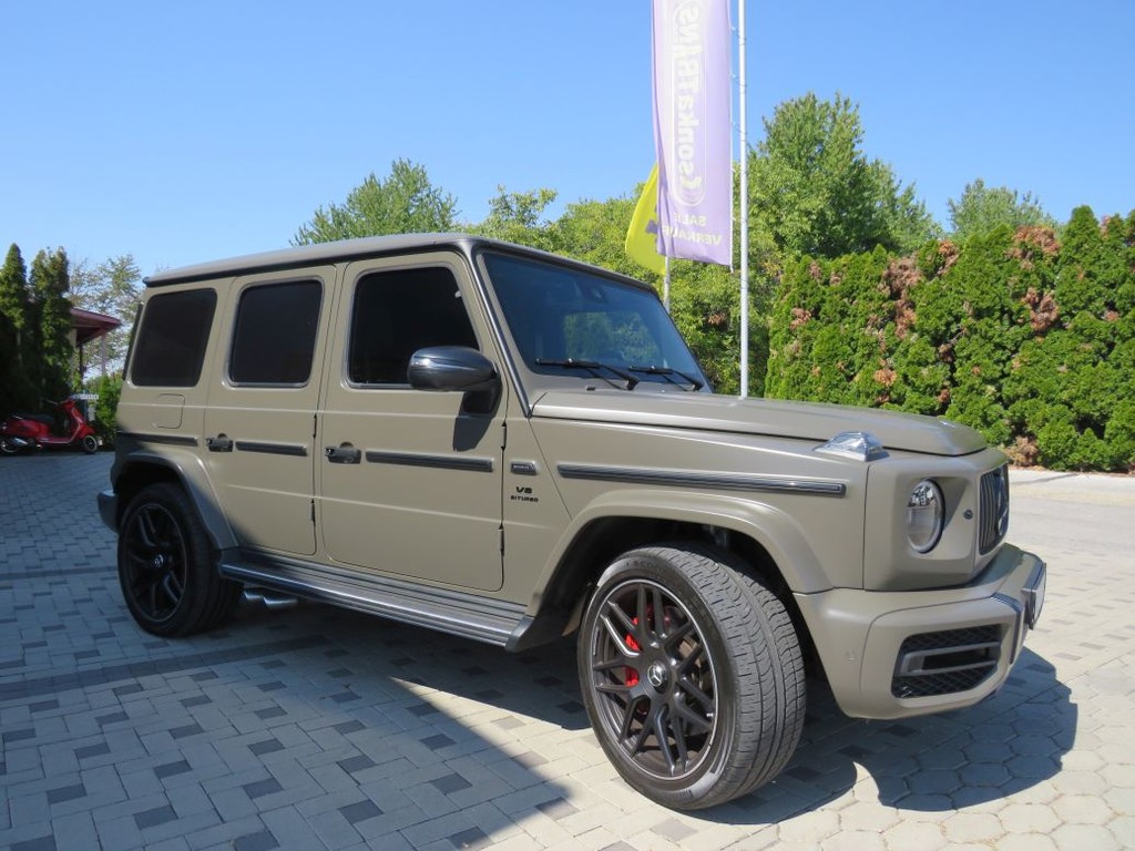 MERCEDES-BENZ G trieda AMG G63 V8 Designo Webasto