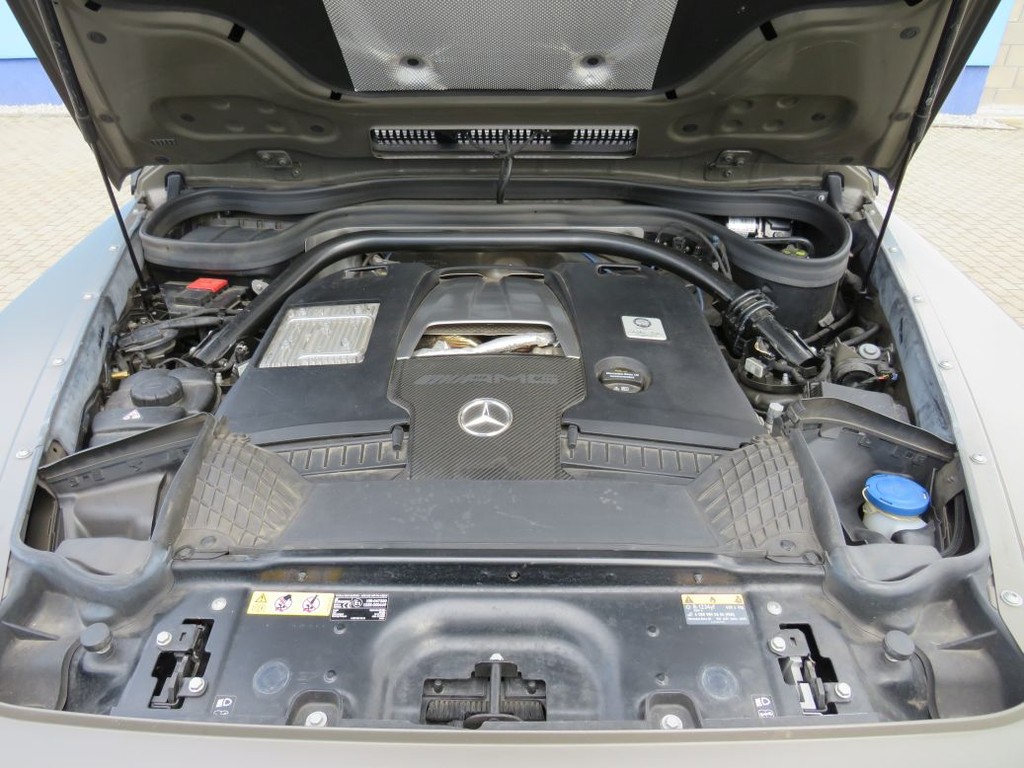MERCEDES-BENZ G trieda AMG G63 V8 Designo Webasto