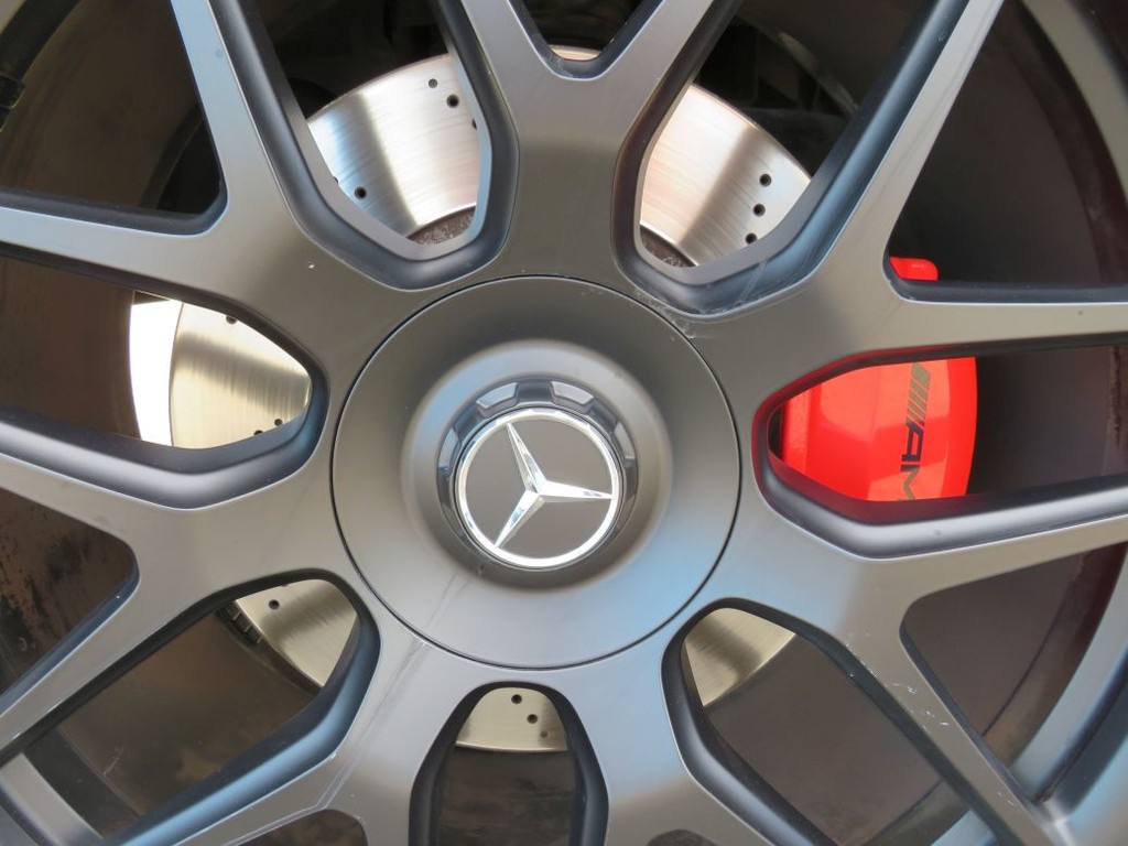 MERCEDES-BENZ G trieda AMG G63 V8 Designo Webasto