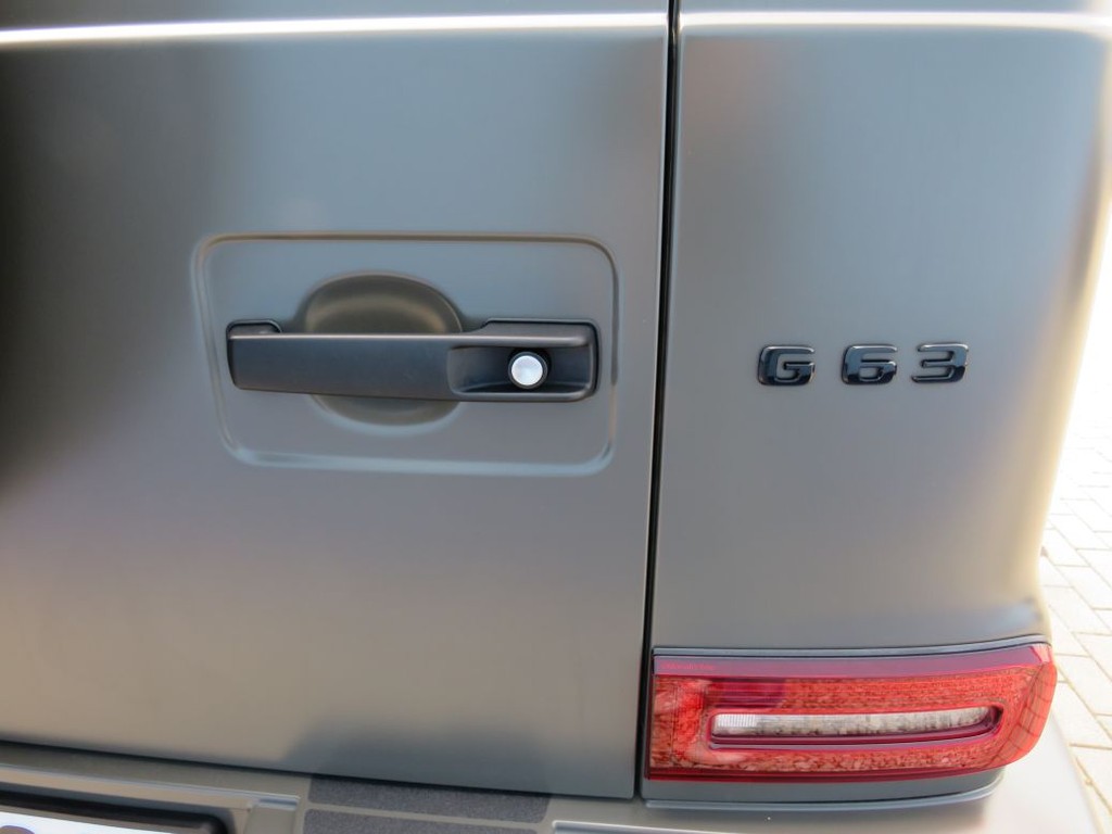 MERCEDES-BENZ G trieda AMG G63 V8 Designo Webasto