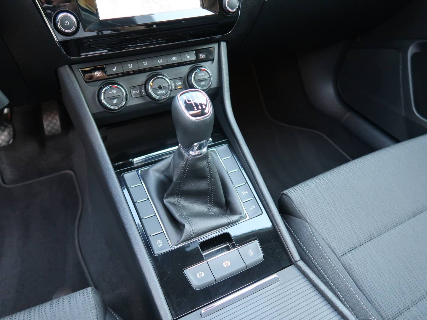 Škoda Superb Combi 1.4 TSI Style 2017 - 113.000 km