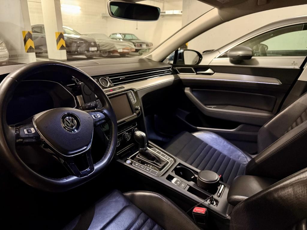 Volkswagen Passat 2.0 BiTDI 240k BMT Highline 4MOTION DSG