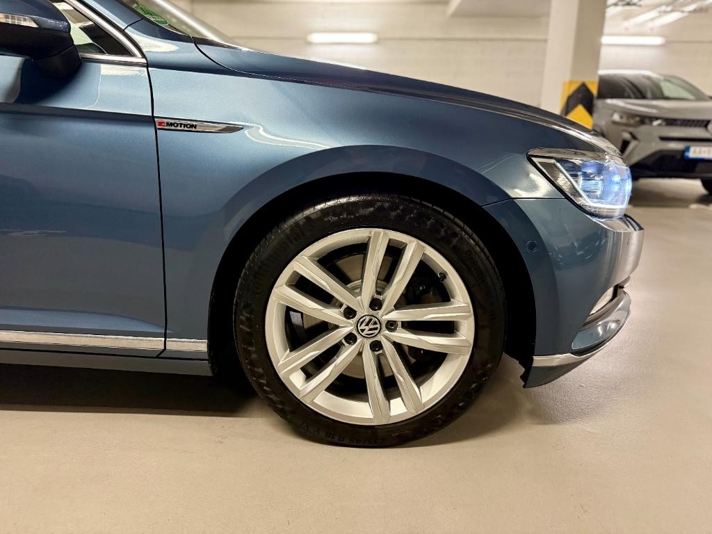 Volkswagen Passat 2.0 BiTDI 240k BMT Highline 4MOTION DSG