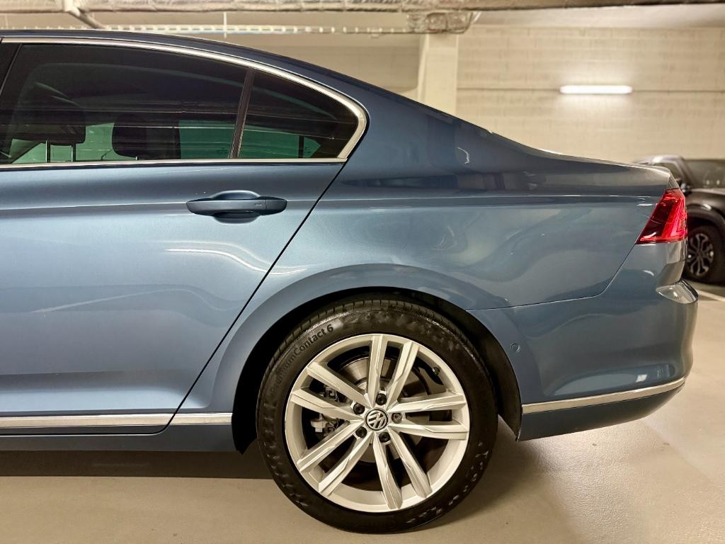 Volkswagen Passat 2.0 BiTDI 240k BMT Highline 4MOTION DSG
