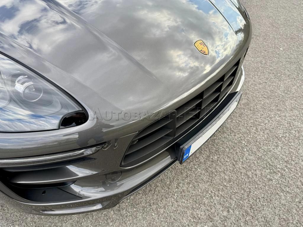 Porsche Macan S 21