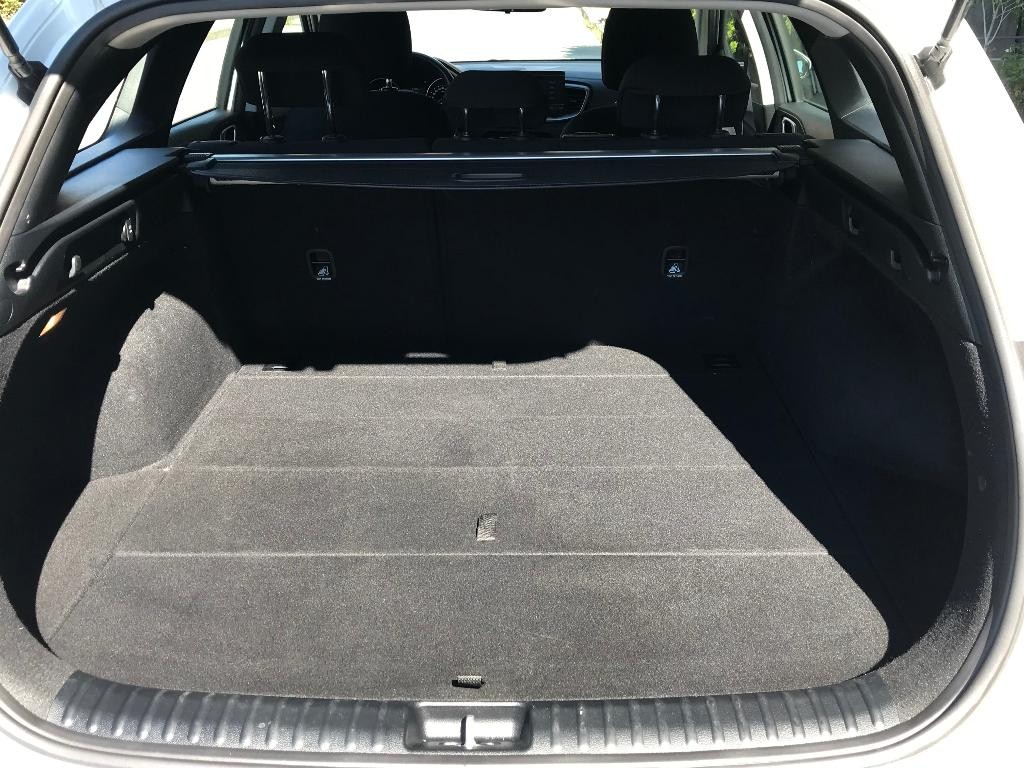KIA Cee’d Sporty Wagon 1.6 CRDi Silver