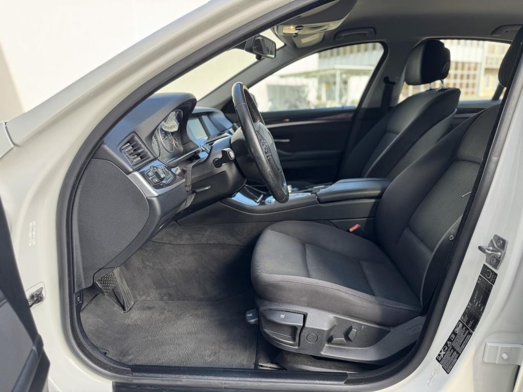 BMW rad 5 530d xDrive A/T