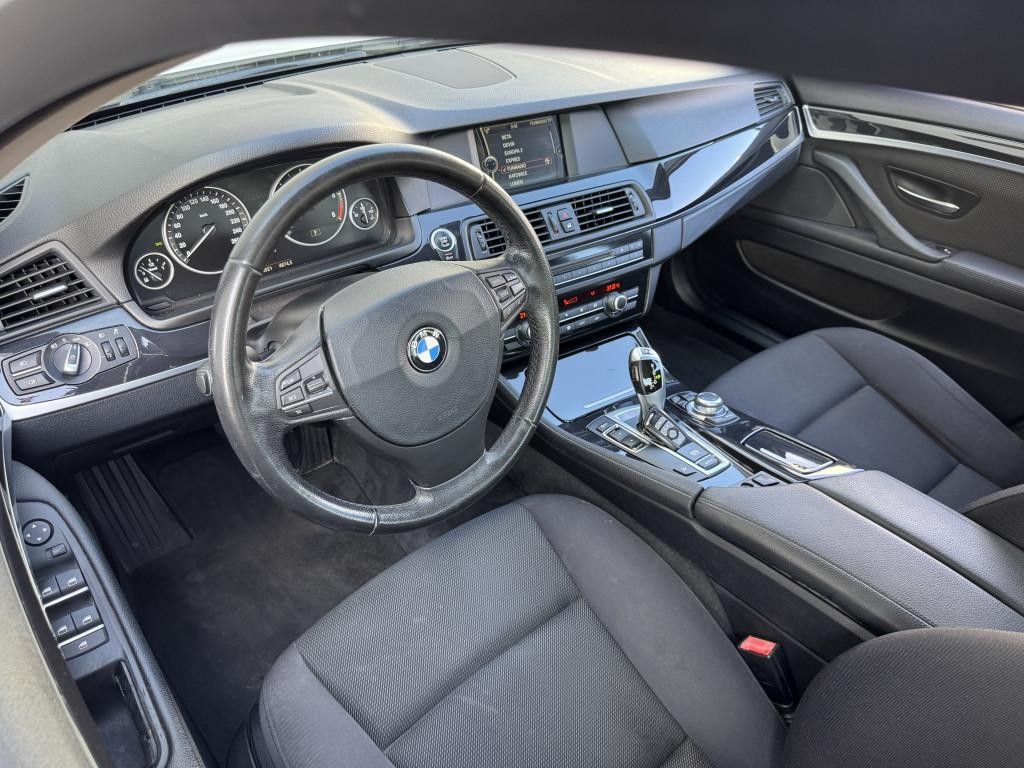 BMW rad 5 530d xDrive A/T