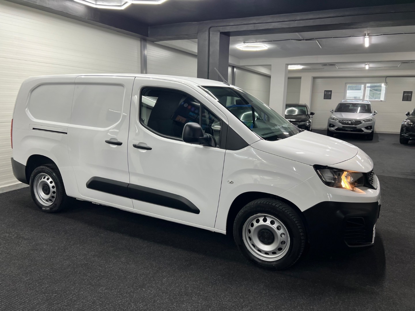 Peugeot Partner Pack L2 BlueHDI 100