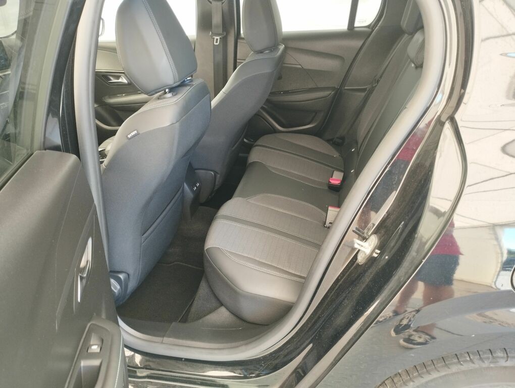 Peugeot 208 1,2 AT PureTech ALLURE pack