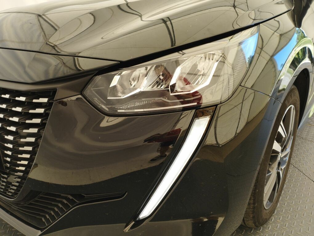 Peugeot 208 1,2 AT PureTech ALLURE pack