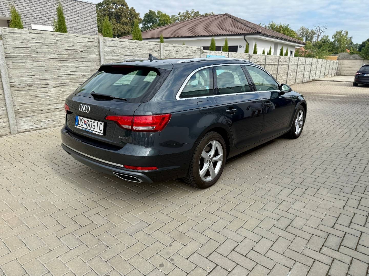 Audi A4 Avant 2.0 TDI 190k Design quattro S tronic