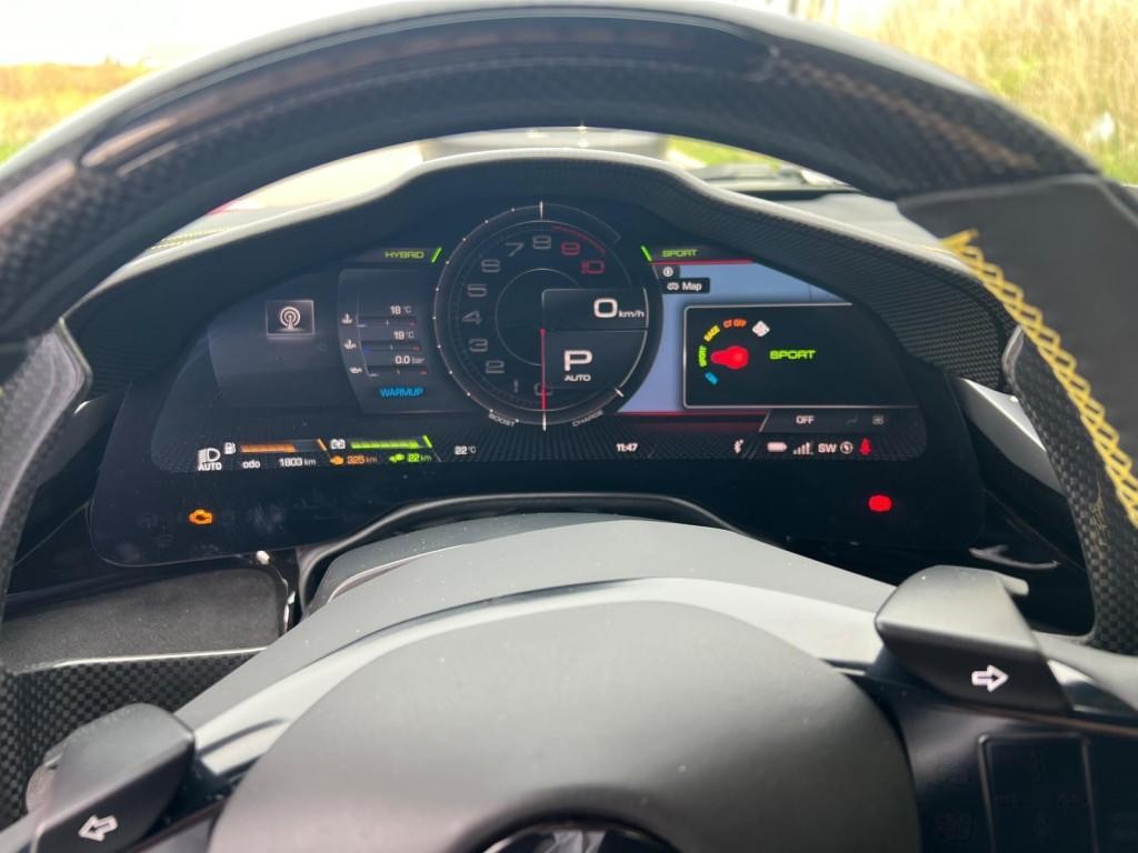 Ferrari SF90 Stradale ASSETTO FIORANO