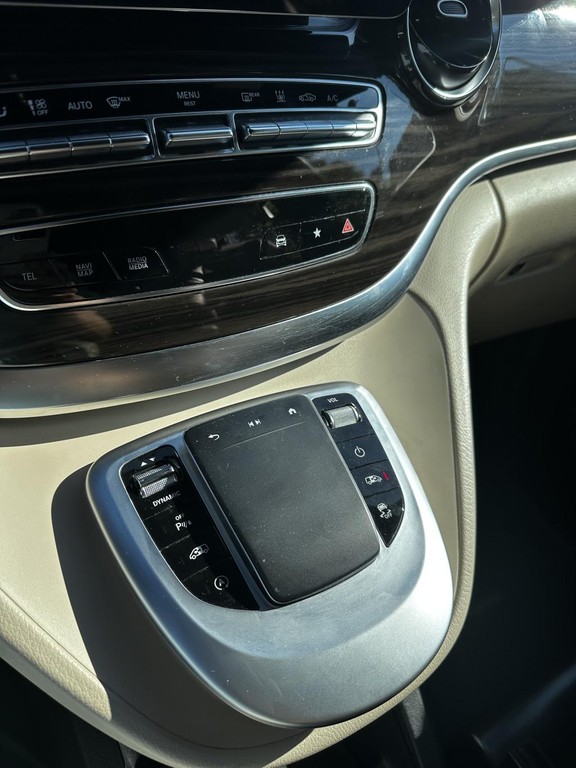 Mercedes V trieda 300 d extralang A/T 4MATIC