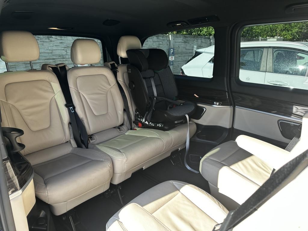 Mercedes V trieda 300 d extralang A/T 4MATIC