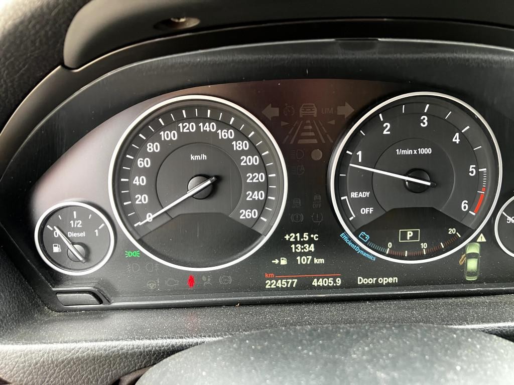 BMW rad 3 320d A/T
