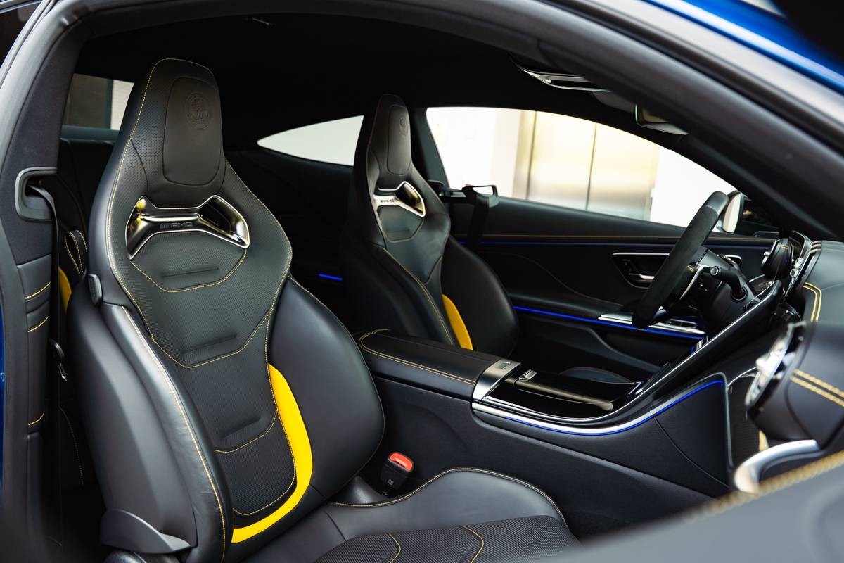 Mercedes-Benz CLE 53 AMG Performance 4Matic+ / RECARO / Carbon / Záruka / TOP