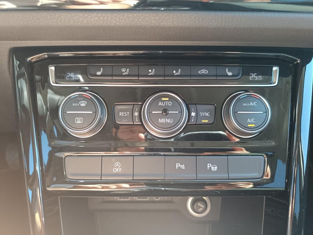 Volkswagen Touran 1.5 TSI OPF ACT Highline DSG