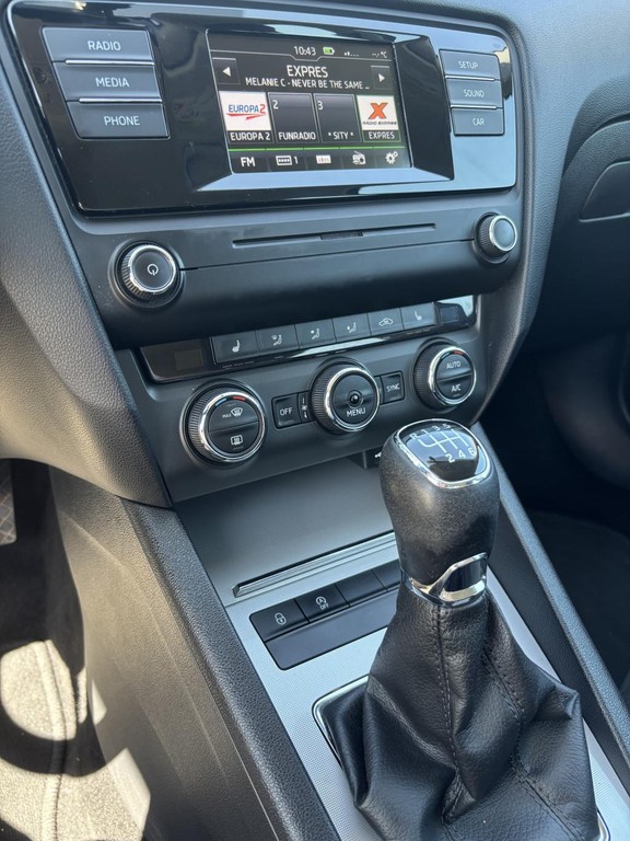 Škoda Octavia Combi 2.0 TDI Ambition