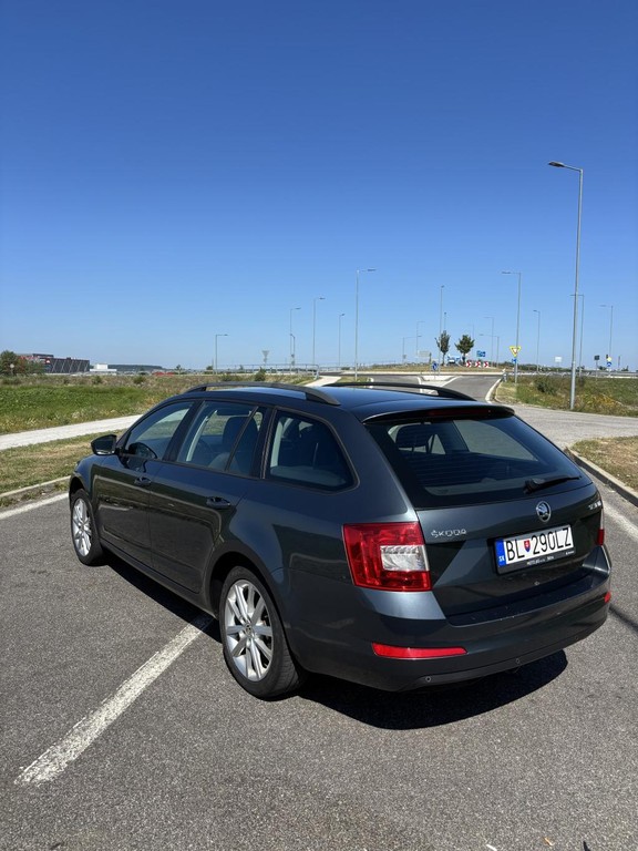 Škoda Octavia Combi 2.0 TDI Ambition