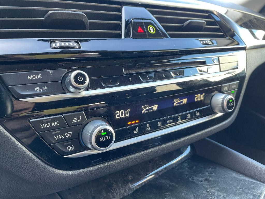 BMW rad 5 Touring 530d xDrive A/T