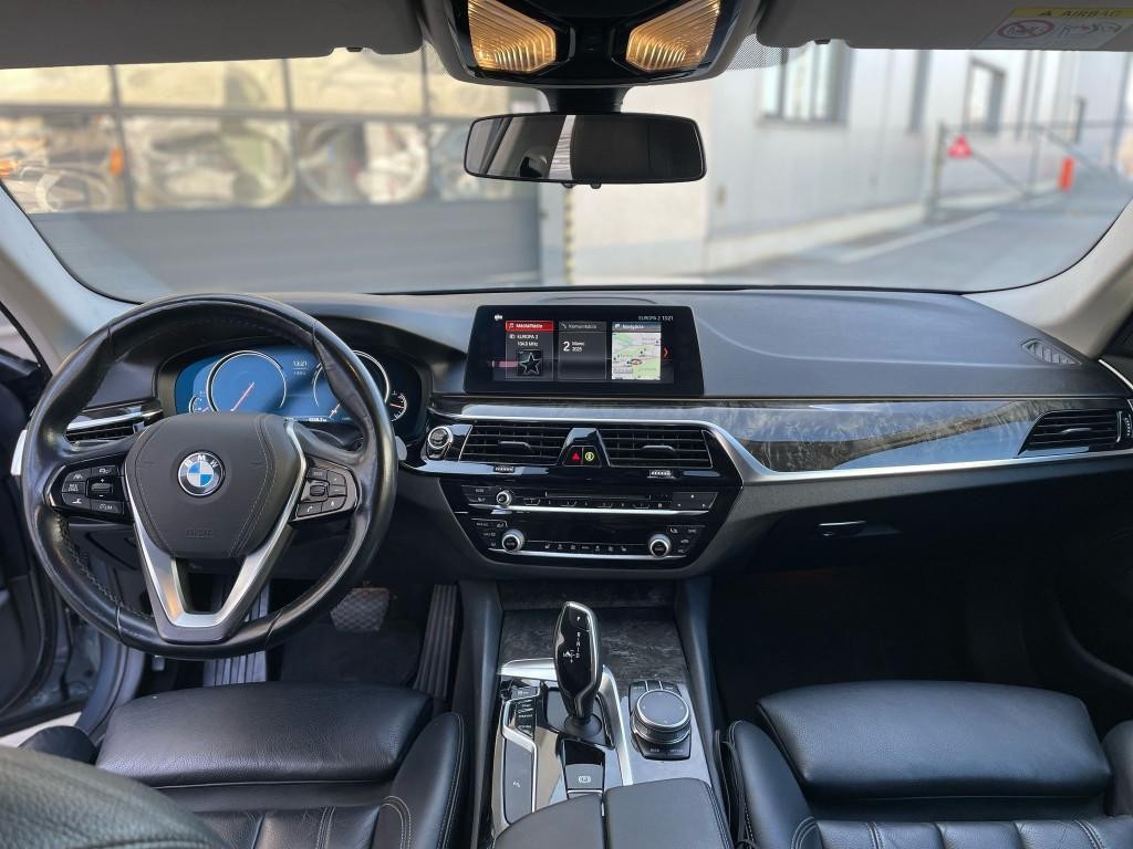 BMW rad 5 Touring 530d xDrive A/T