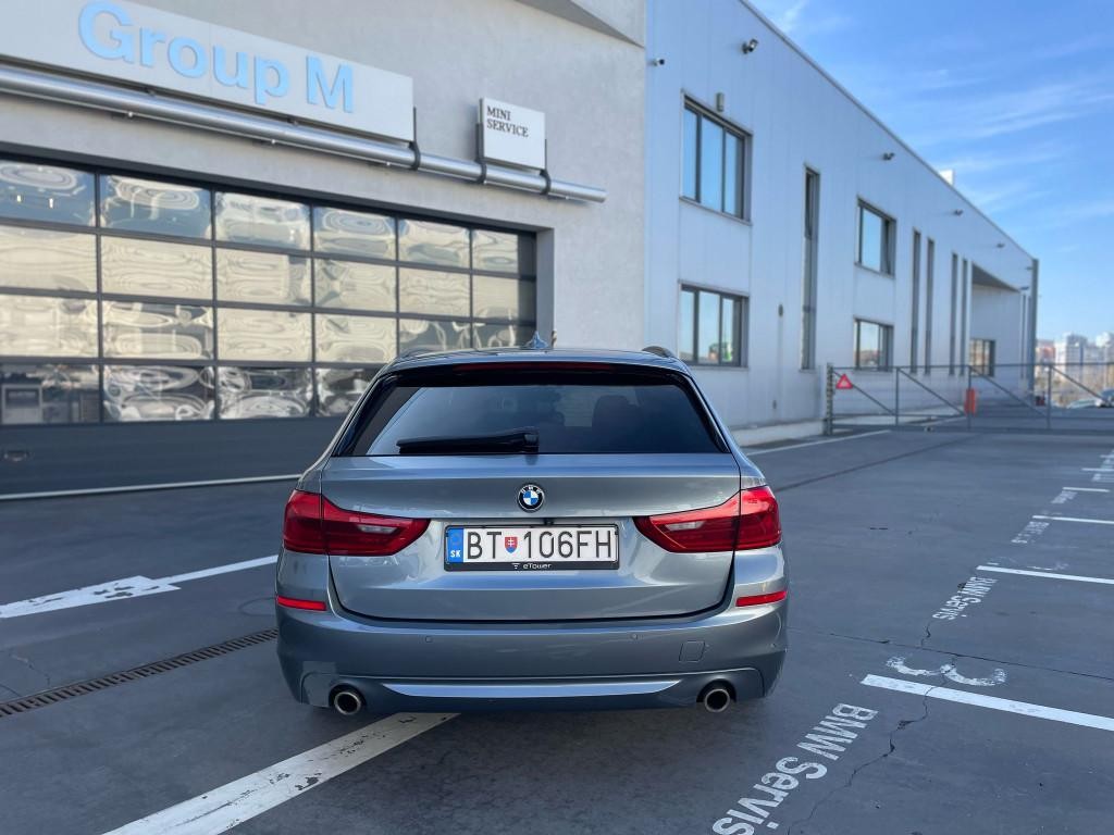 BMW rad 5 Touring 530d xDrive A/T