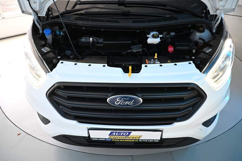 Ford Transit Custom 320 L1H1 Navi Kamera klima tažné 2.0 ECOBLUE TREND