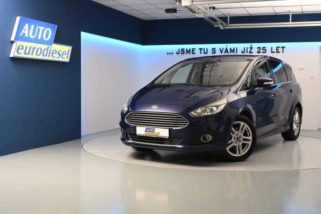 Ford S-MAX ACC SONY Tažné 2.0 TDCi TITANIUM