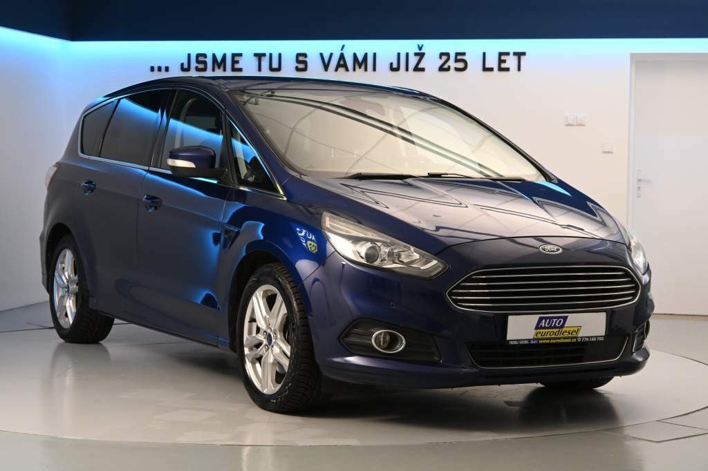 Ford S-MAX ACC SONY Tažné 2.0 TDCi TITANIUM