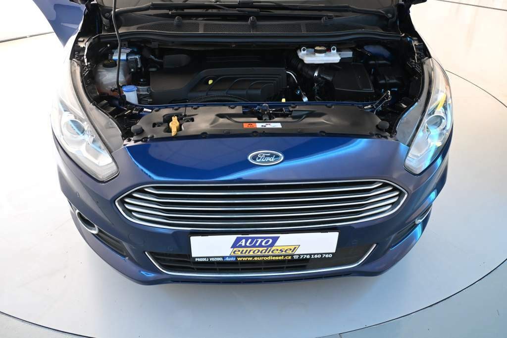 Ford S-MAX ACC SONY Tažné 2.0 TDCi TITANIUM