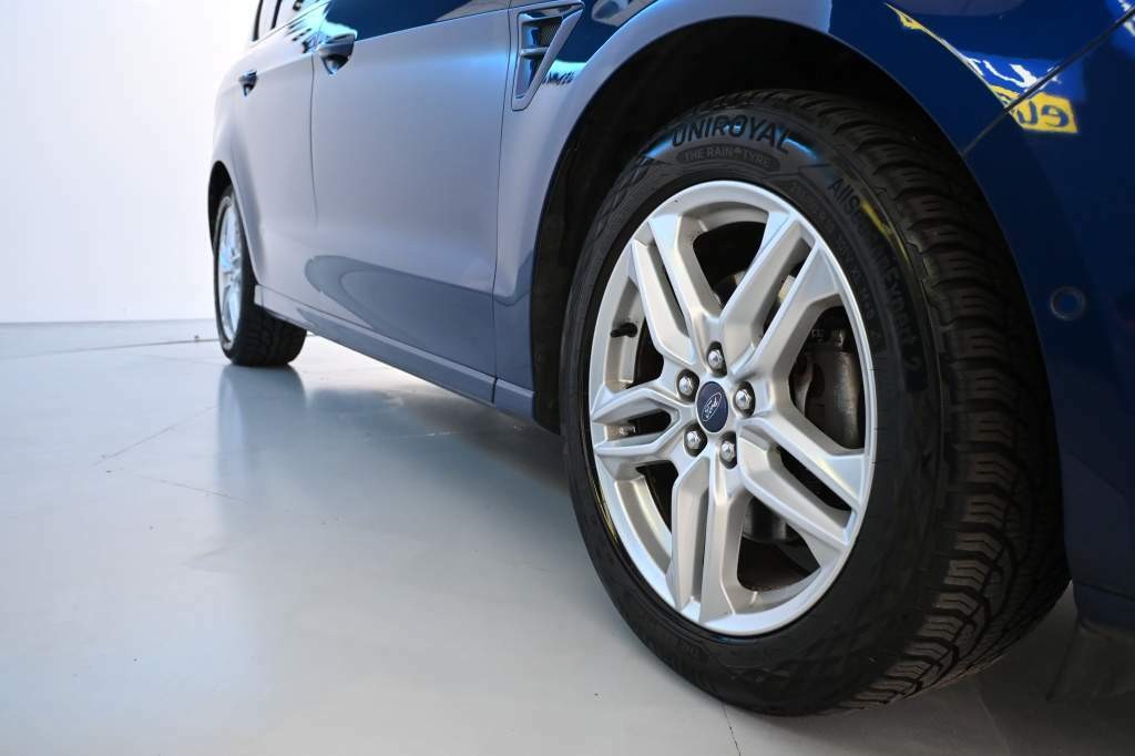 Ford S-MAX ACC SONY Tažné 2.0 TDCi TITANIUM