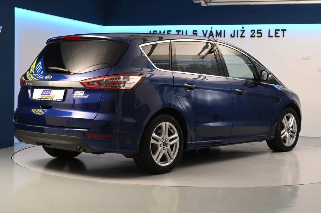 Ford S-MAX ACC SONY Tažné 2.0 TDCi TITANIUM
